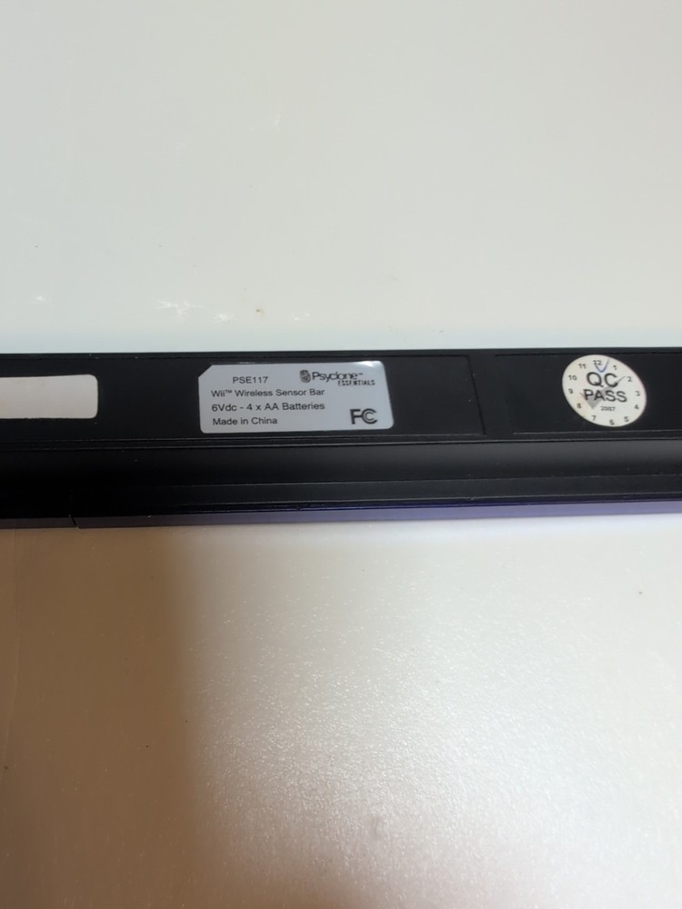 Psyclone Essentials PSE117 Wireless Sensor Bar for Wii