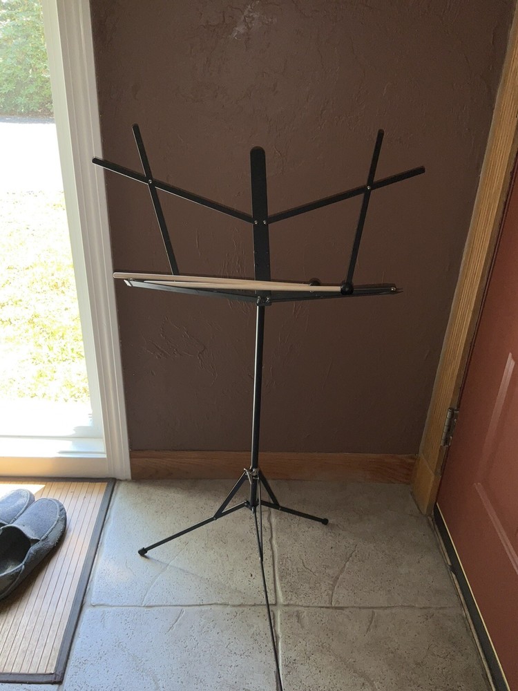 Ludwig 32 Note Xylophone W/ Drum Stand , Practice Pad Set