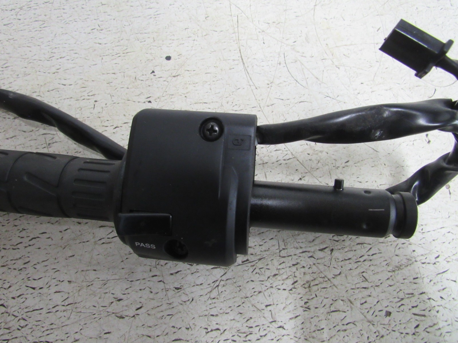 20-24 KAWASAKI NINJA 650 EX650 LEFT HANDLE BAR SWITCH CONTROLS STOCK OEM #8390