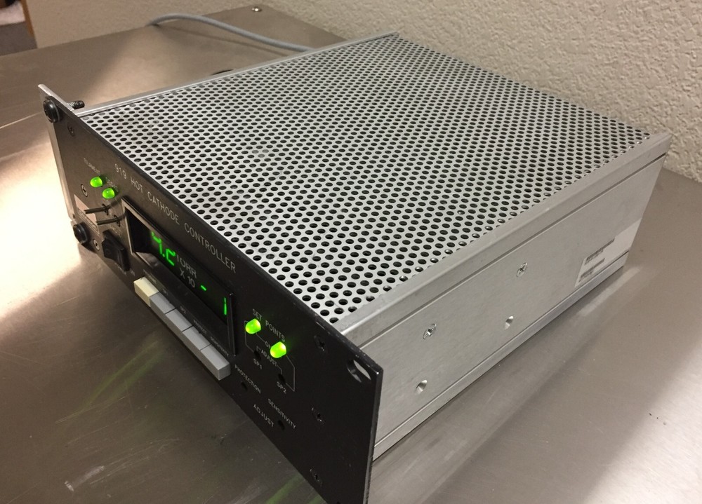 MKS 919-A120-TR Hot Cathode Controllers