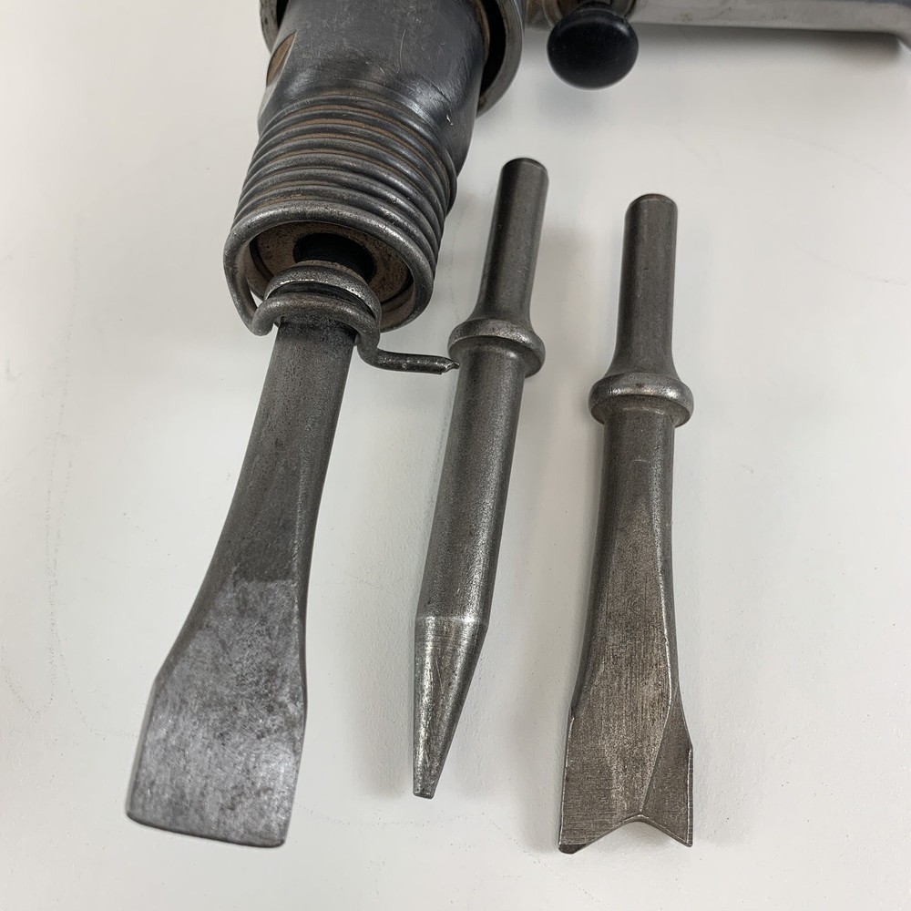 AIR HAMMER w/ CHISEL BITS, TL1003 - CAMPBELL HAUSFELD