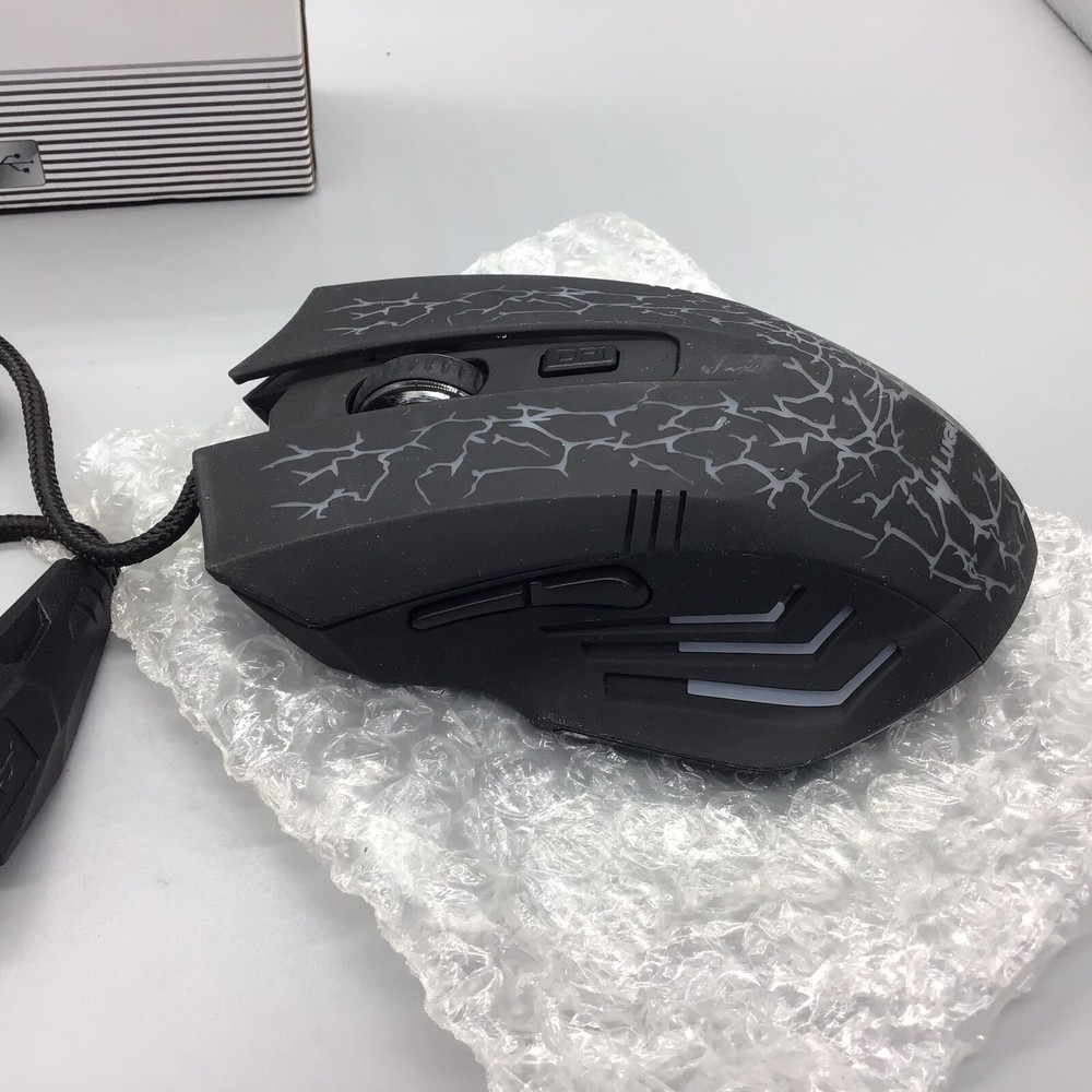 6D Optical Gaming Mouse, 7 Color Changes When Powered, 6’ USB Cord.