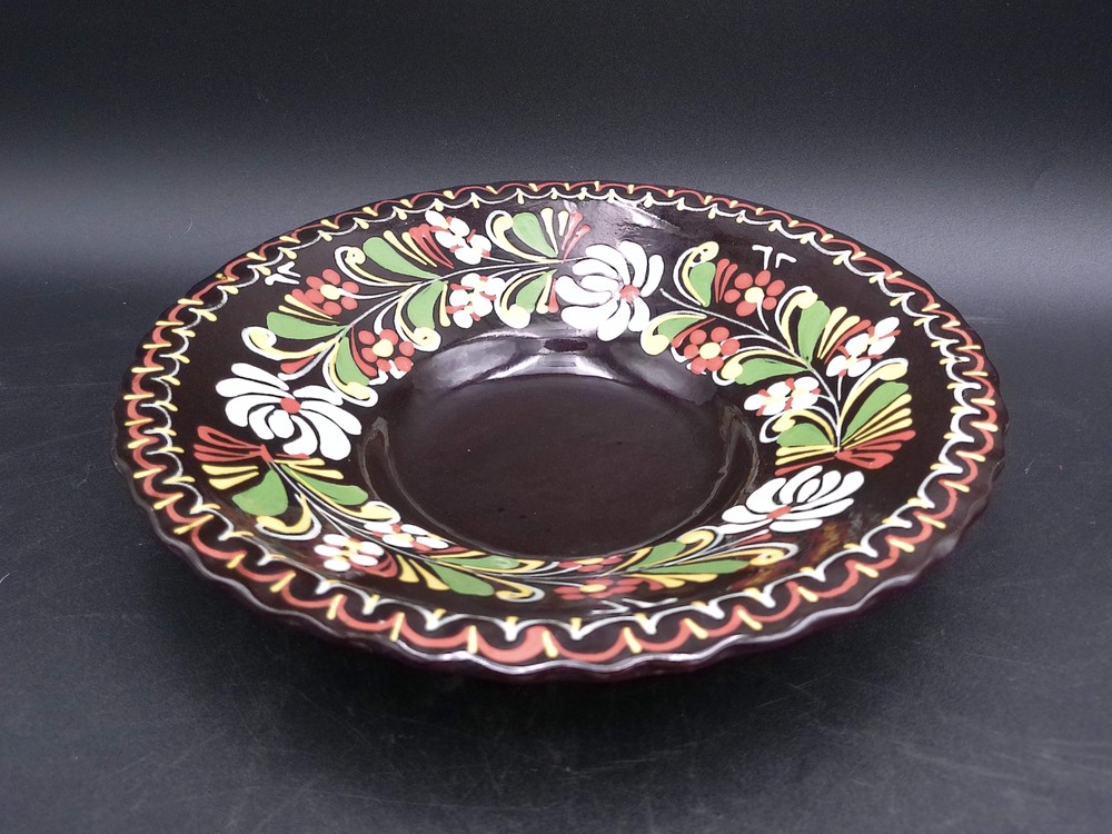 Ceramic Dark Brown Decorative Floral Ring Design Plate