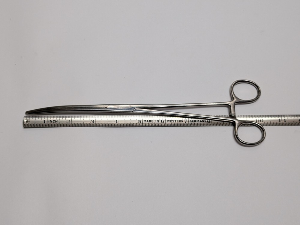 4 pcs. Assorted Forceps JARIT 105-196 CODMAN 32-4121 (USED).