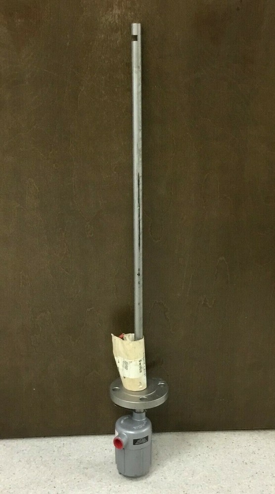 ROSEMOUNT SENSALL CONTROL LIQUID LEVEL SWITCH 2" 150# FLANGE 35 1/2" PROBE