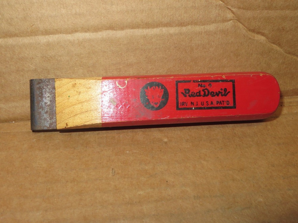 RED DEVIL vintage scraper WOOD HANDLE 5"