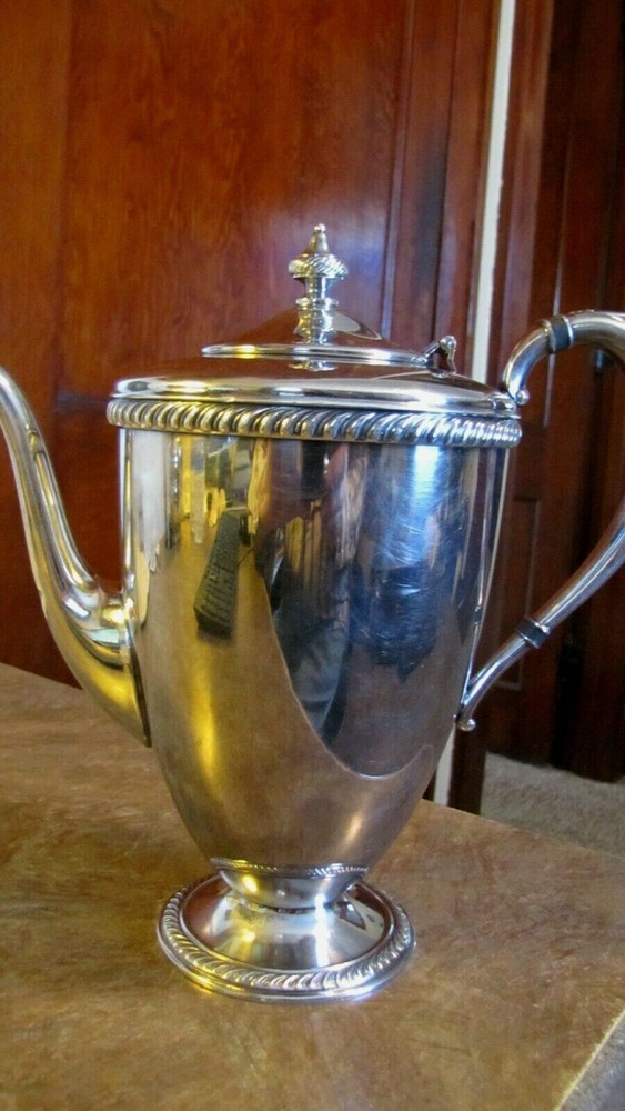 Vintage Oneida Haddon Silverplated Tea Pot Gadroon Border Excellent ++ Shiny