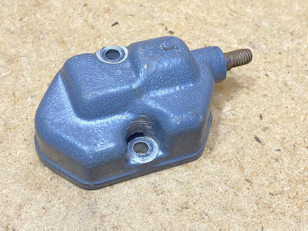 Husqvarna 610 1998 valve maintenance cover decompressor
