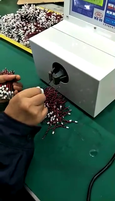 Automatic wire clamping stranding machine Wire twisting machine 0.1-2.5² wire