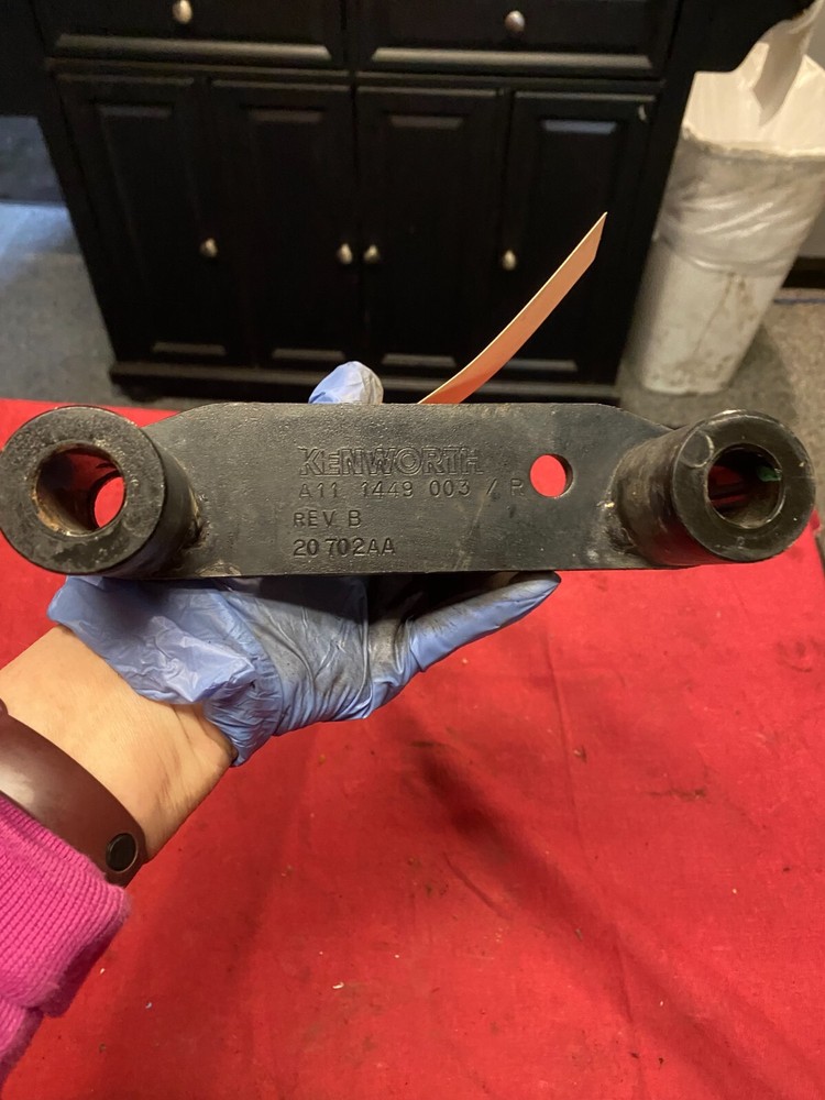 KENWORTH MUDFLAP MOUNT BRACKET A11-1449-003