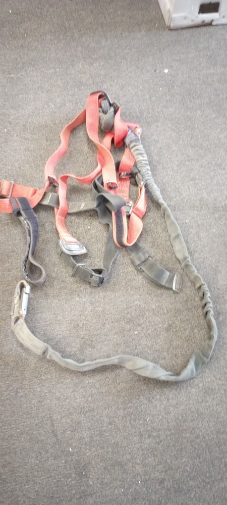 USED Bashlin Body Harness HEIGHT 5'8- 6.3"