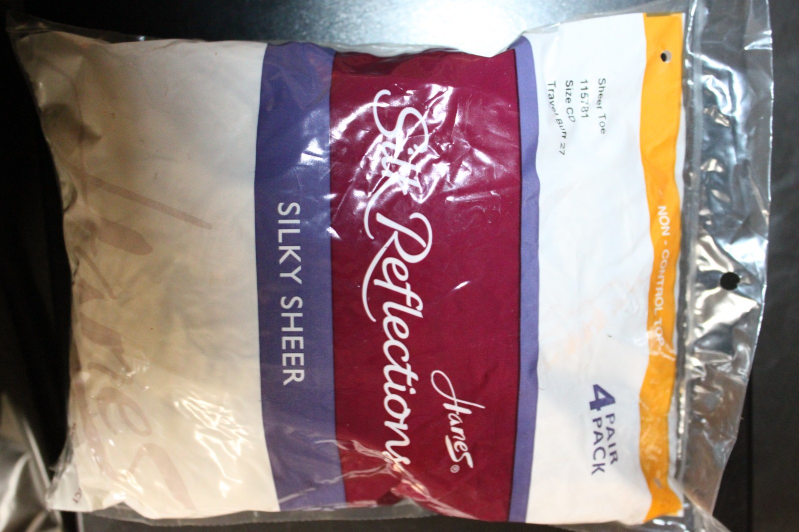 Hanes Silk Reflections Silky Sheer Non-Control Top Sheer Toe 4 PACK CD 115781