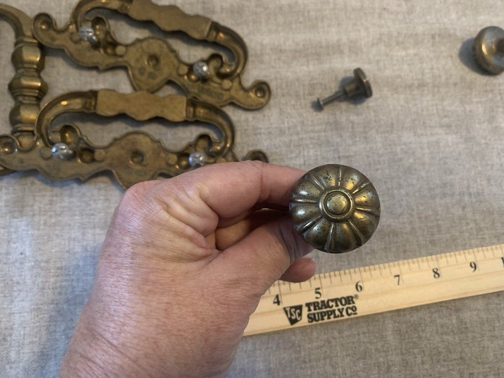 VTG Roll top Drawer Pulls And Knobs Antique Bronze/Brass Finish