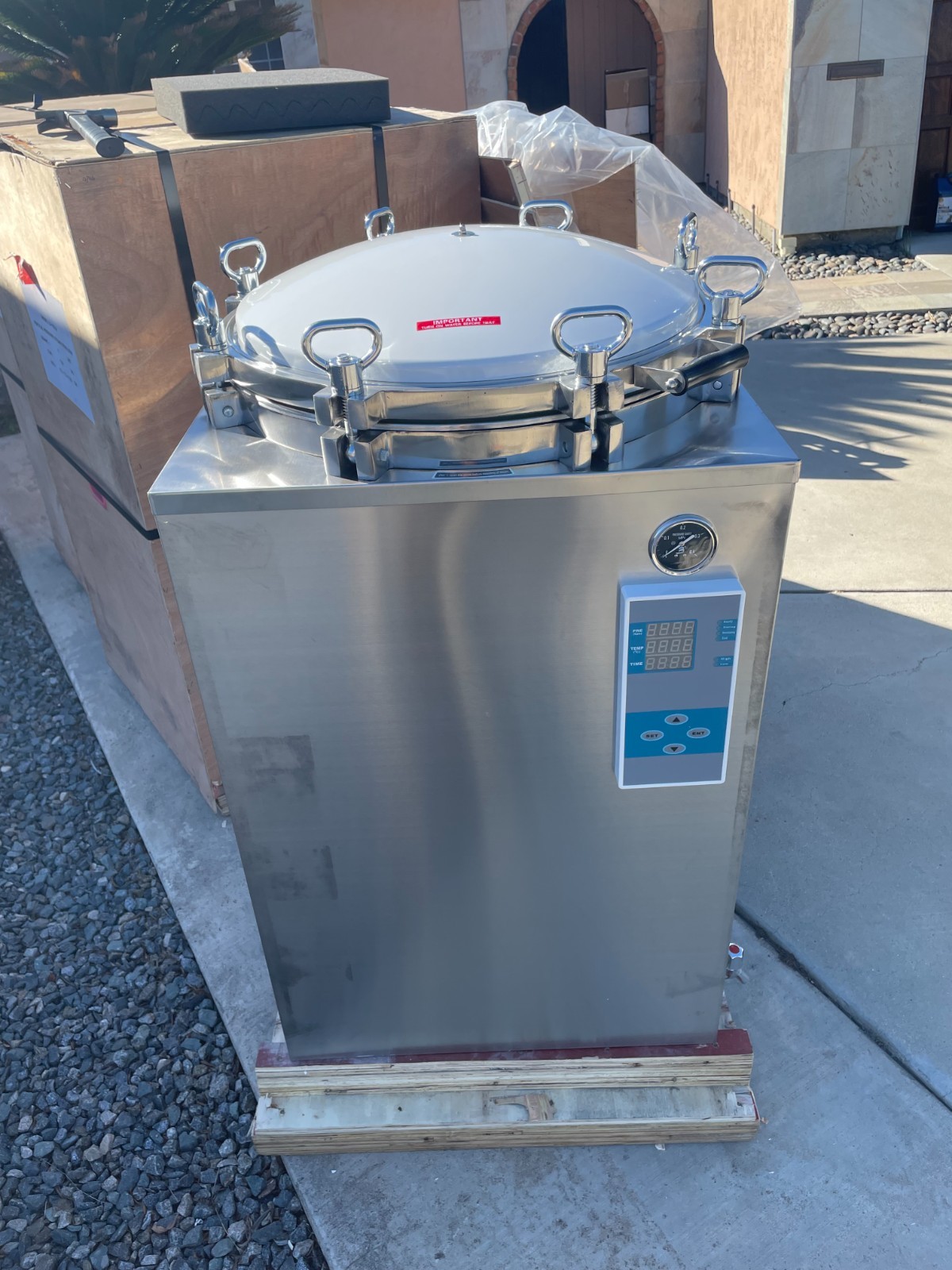 150L Vertical Autoclave Pressure Steam Sterilizer Digital Dental Mushroom 120V