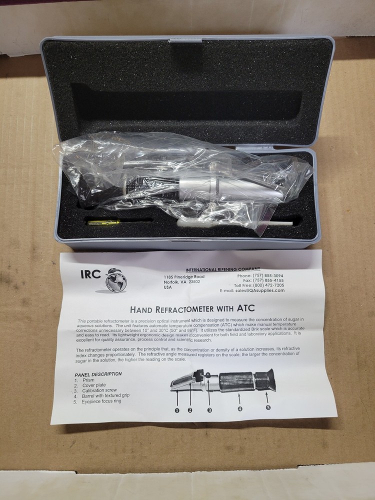 Hand/Portable Refractometer (Features ATC)