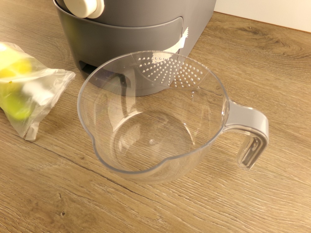 Cozyzone Automatic Rice Storage 26.5 lb L1