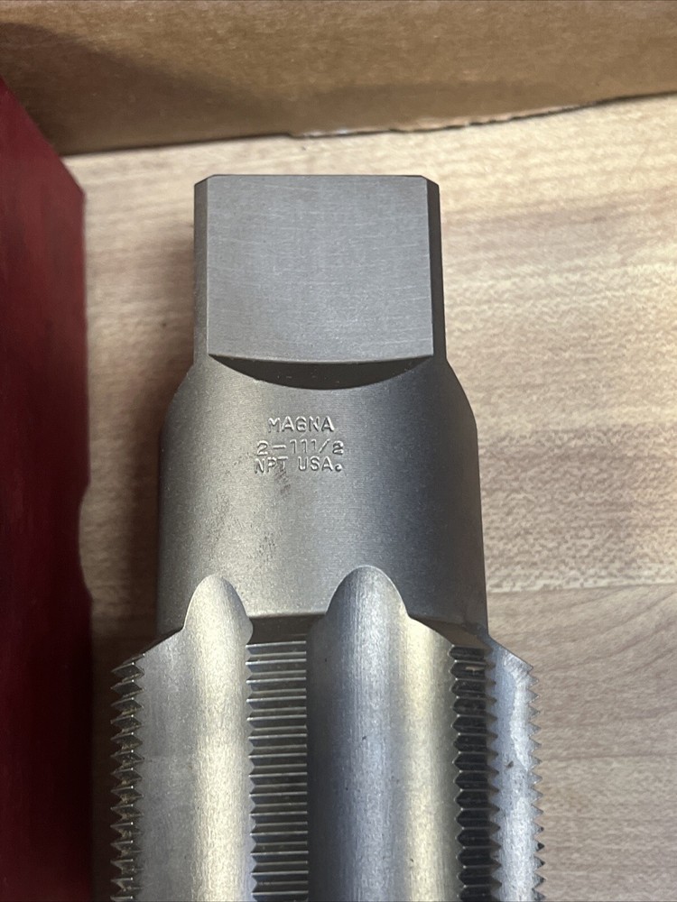 Magna 2 - 11 1/2 NPT Pipe Tap Threader
