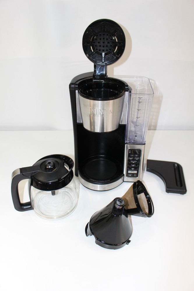 Ninja CE251 Coffeemaker 12-Cup Automatic Coffee Maker Pot Programmable Cafetière