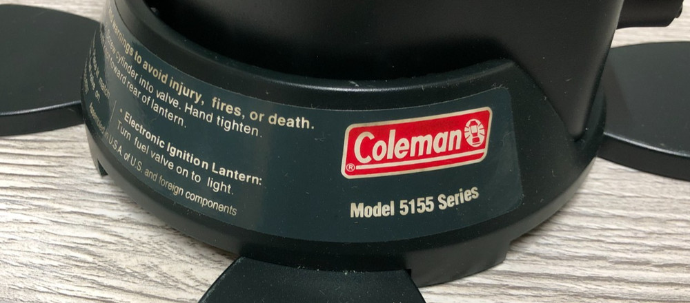 2003 Coleman Model 5155 2-Mantle Lantern w/Hard Storage Case Untested