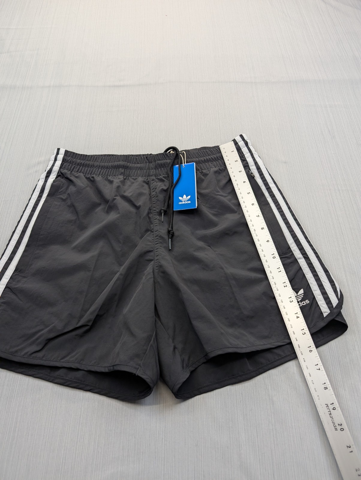 New Mens Adidas Originals Shorts Sprinter 5” Sz Medium Classic Retro Black