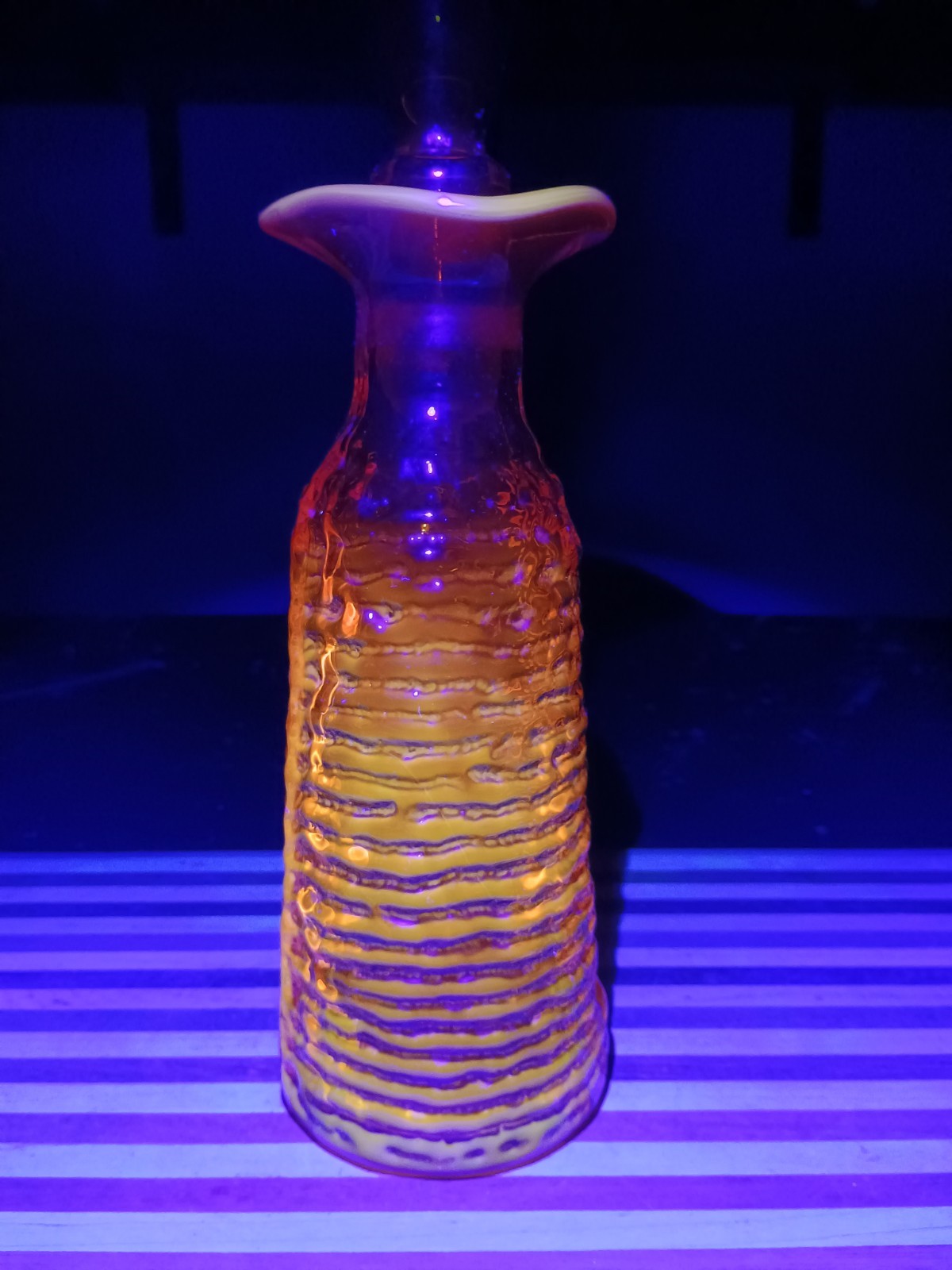 Vintage MCM 11" Rainbow Ribbed Glass Tangerine Orange Decanter With Stopper