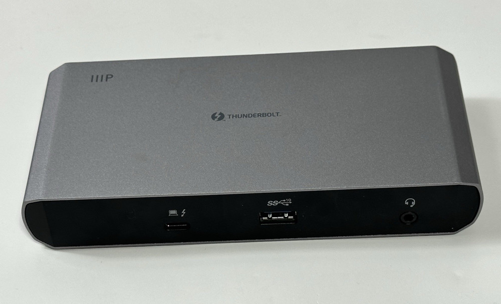 IIIP Thunderbolt Docking Station *NO POWER ADAPTER*