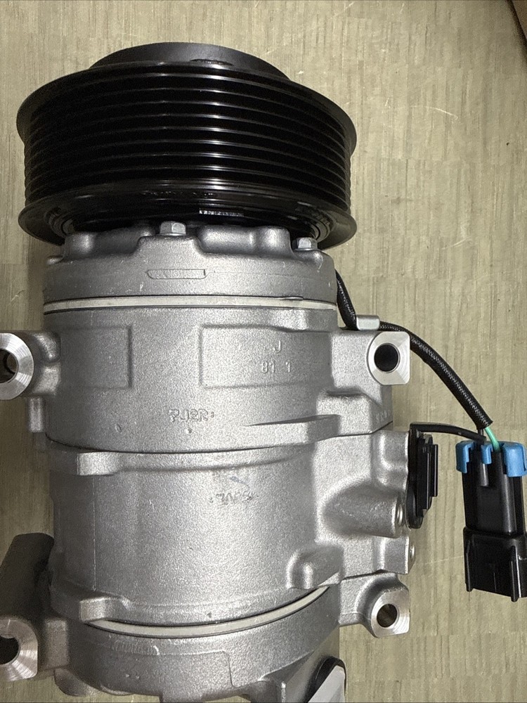 John Deere AL232176 Compressor, A/C - Air Conditioner