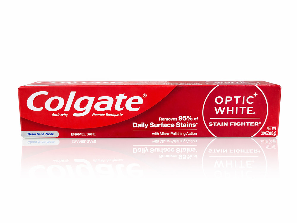 Colgate Optic White Toothpaste 2 Pack 3oz Clean Mint Whitening Stain Fighter