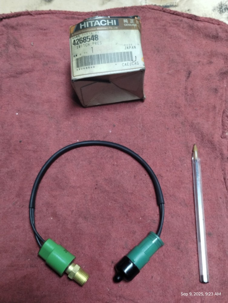 Hitachi 4268548 Pressure Switch