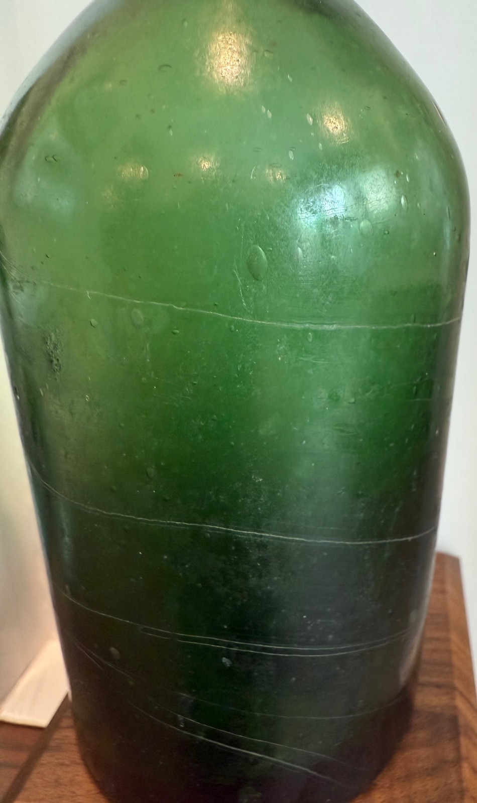 S.S. REPUBLIC SHIPWRECK GREEN BEER BOTTLE ARTIFACT W/ WOOD BASE, BOOK, NO COA
