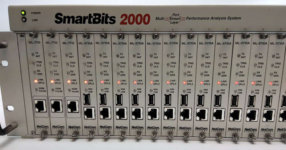SmartBits 2000 Netcom Systems Performance Analysis System 120/240V 50-60Hz