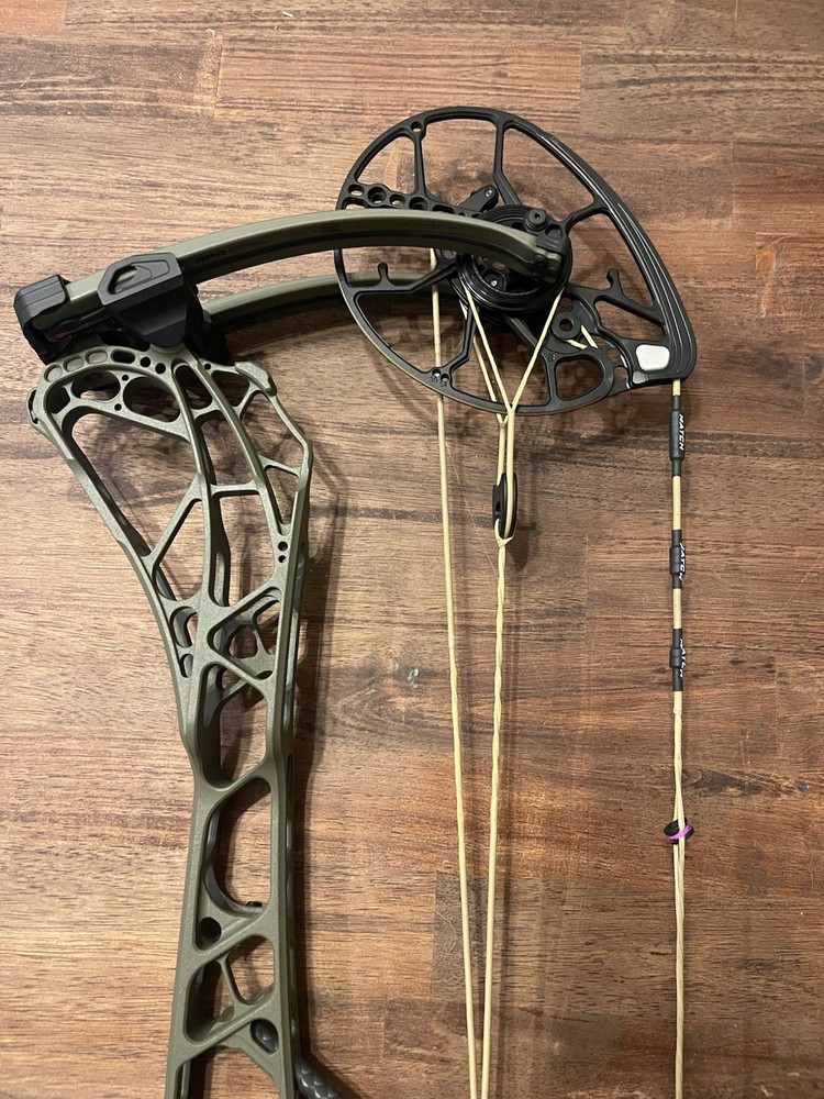 MATHEWS ARC 30!!! CUSTOM