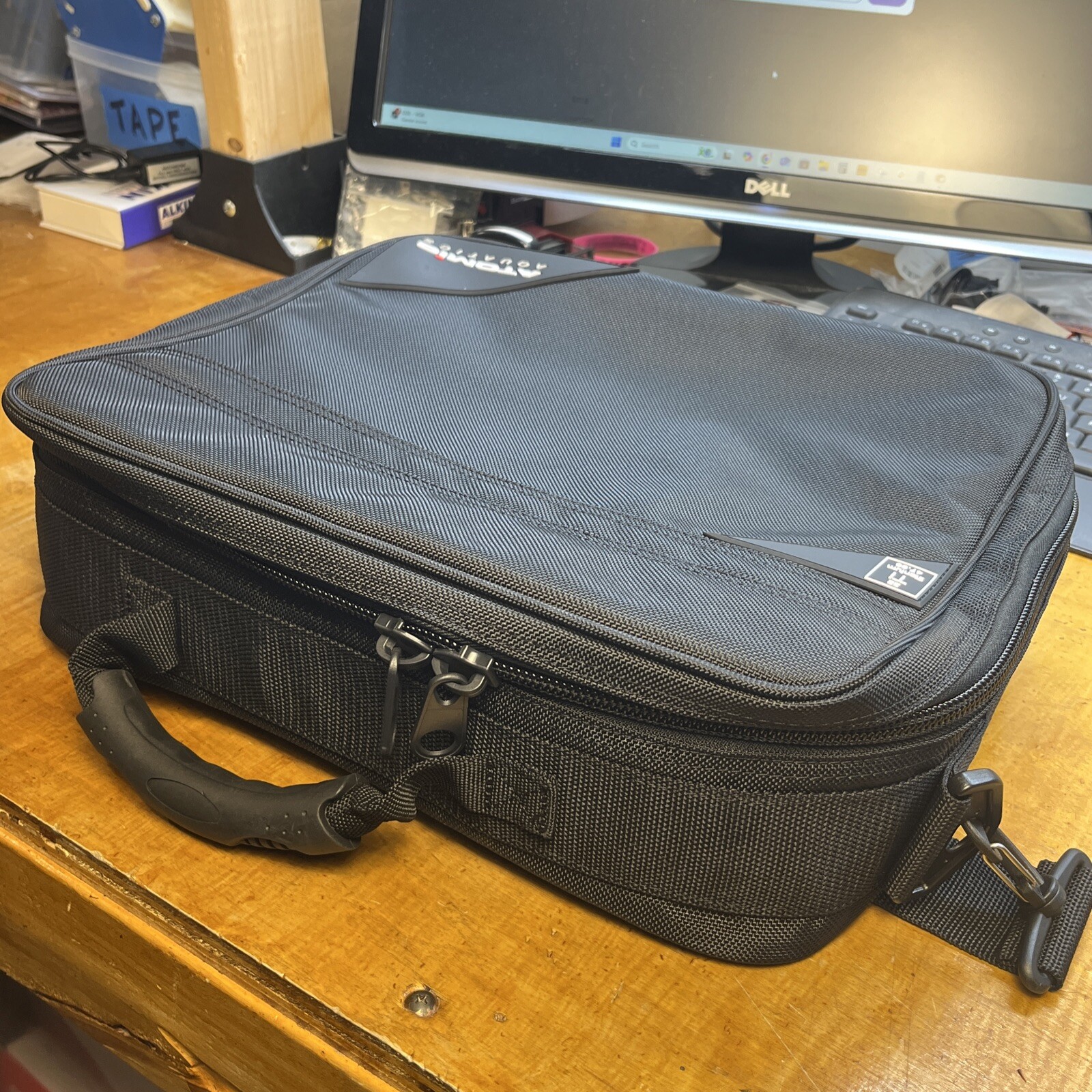 Atomic Aquatics Deluxe Padded Regulator Bag 11-0501-00 Protective Scuba Reg Case