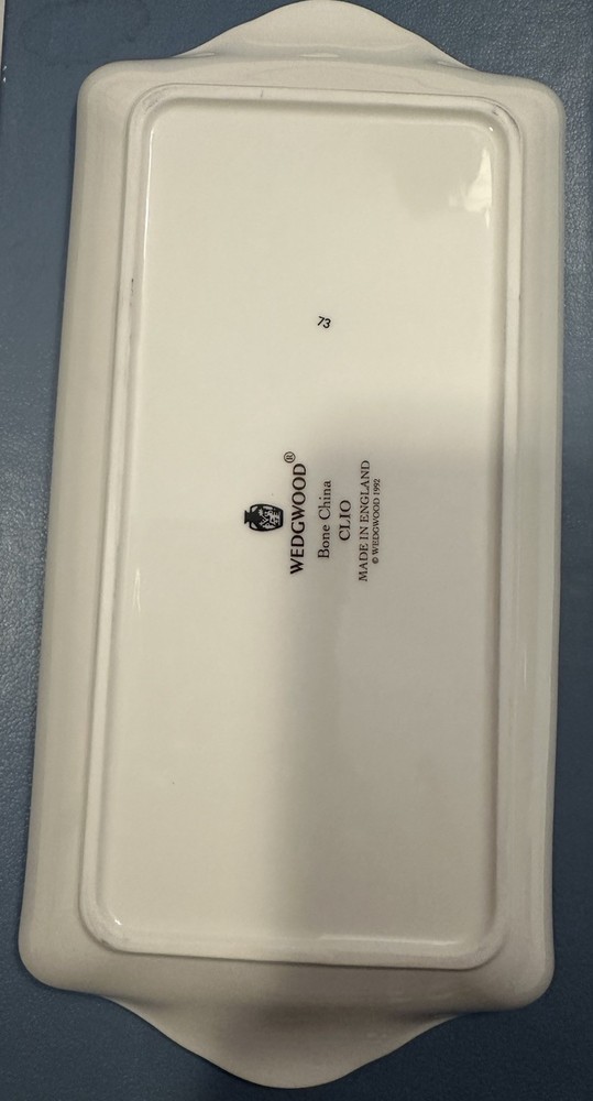 New Wedgewood Clio 9”Rectangular Tray With Side Handles England