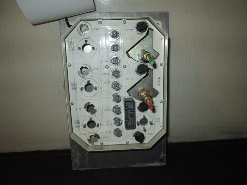 2007 International 9200i Gauge Panel (716-10005)