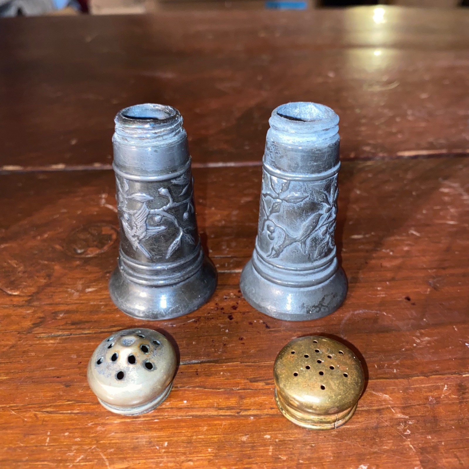 Antique Pair of National Silver Co Silverplate Bird Themed Salt & Papper Shakers