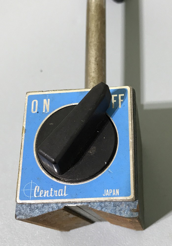 Central Tools Magnetic Base w On/Off Switch