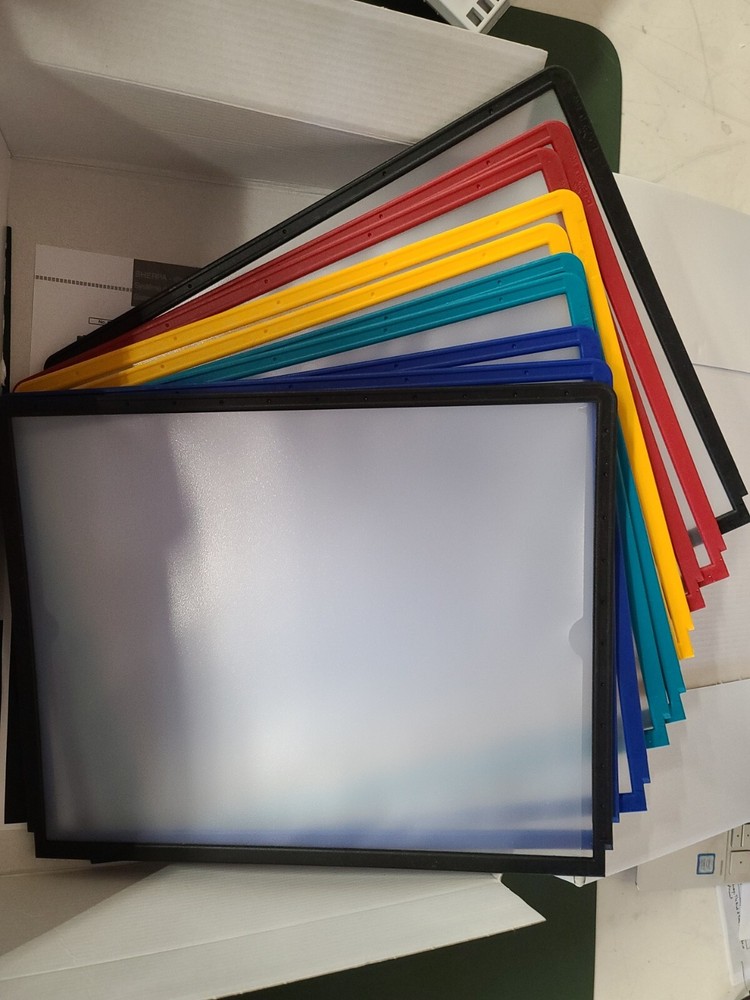 DURABLE SHERPA 10-Panel Wall Display System, Assorted Color Borders (554100 )