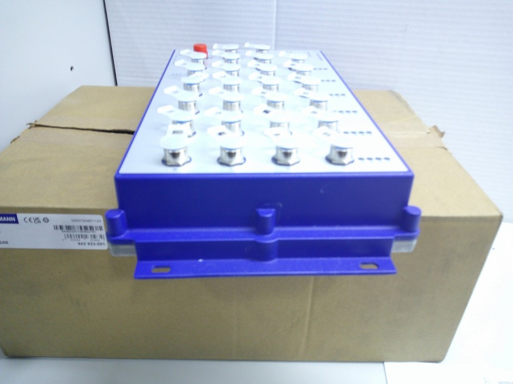 Hirschmann 943 923-001 OCTOPUS 24M Train Managed Switch