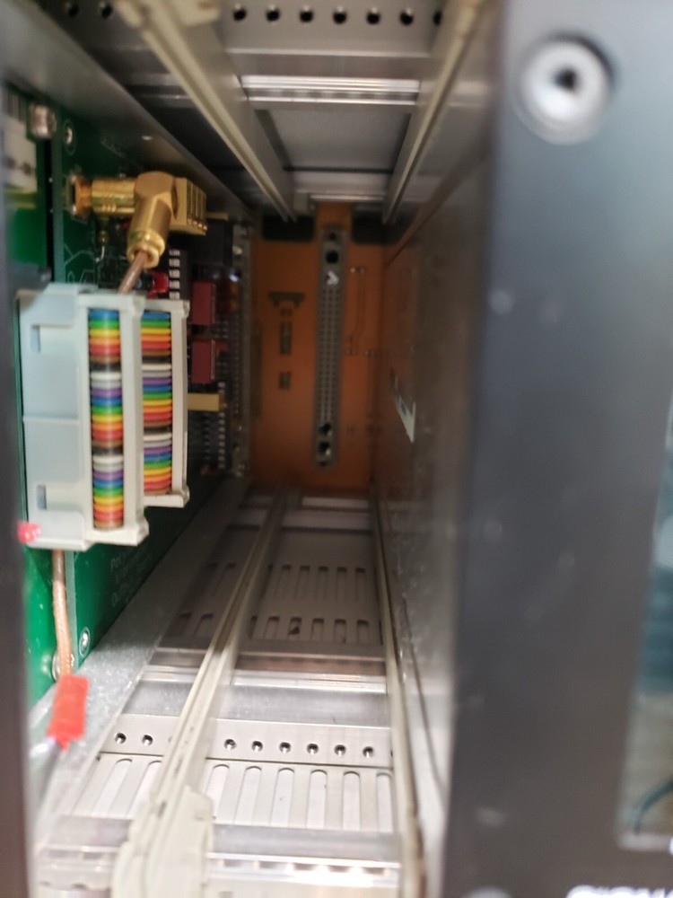 Polytec Vibrometer Controller CLV 2000 With 6 Modules 2 of each: M200 M030 M001