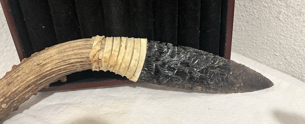 Obsidian Knife-Primitive