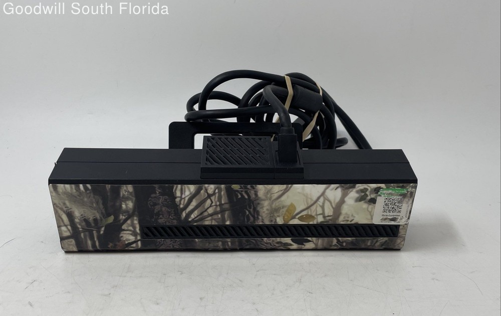 Microsoft 1520 Black Kinect For Xbox One Wired Motion Sensor Bar Not Tested