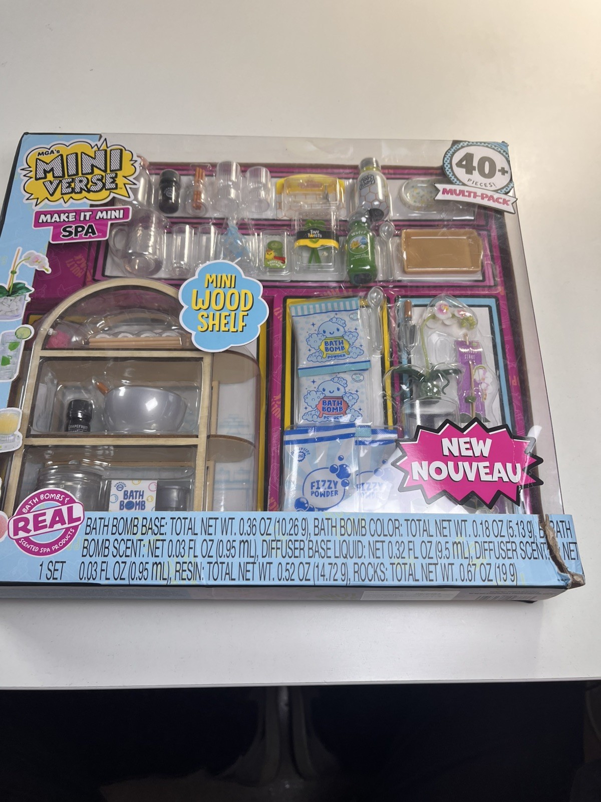 Brand New In Box MGA Miniverse Make It Mini Spa 40 Piece Set