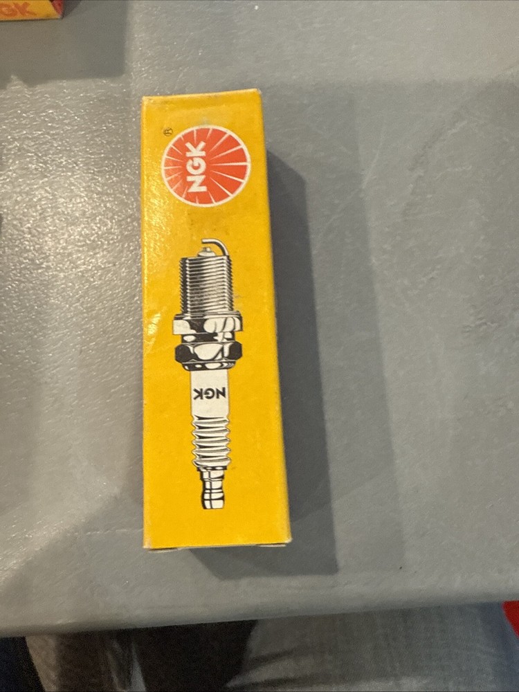 NGK Standard DR7ES Spark Plug - - DR7ES