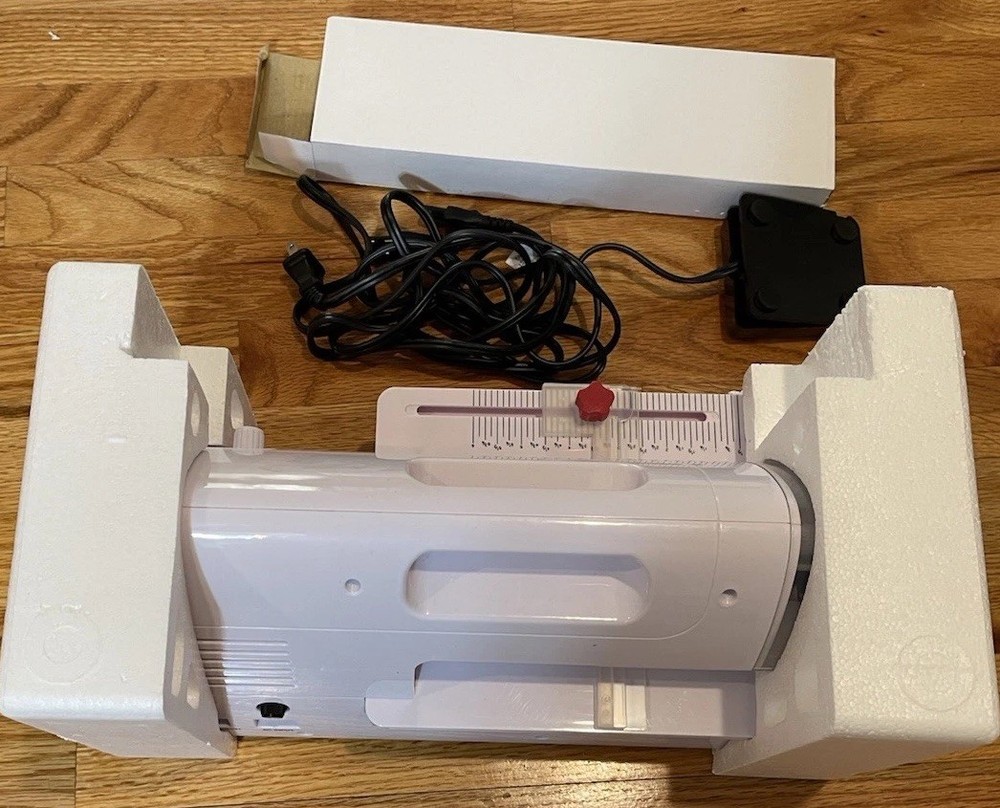 SIMPLICITY DELUXE ROTARY CUTTER & EMBOSSER MACHINE 881711