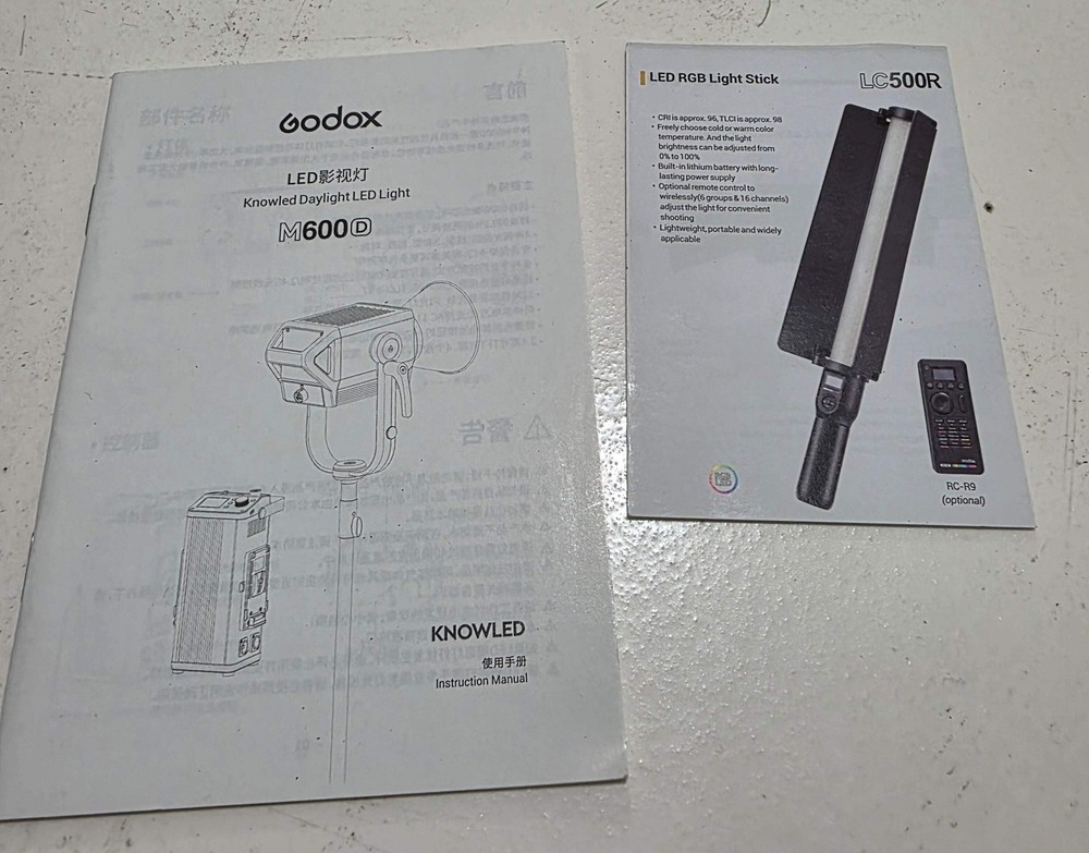 * OPEN BOX GOOD * Godox Knowled M600D Daylight LED Light