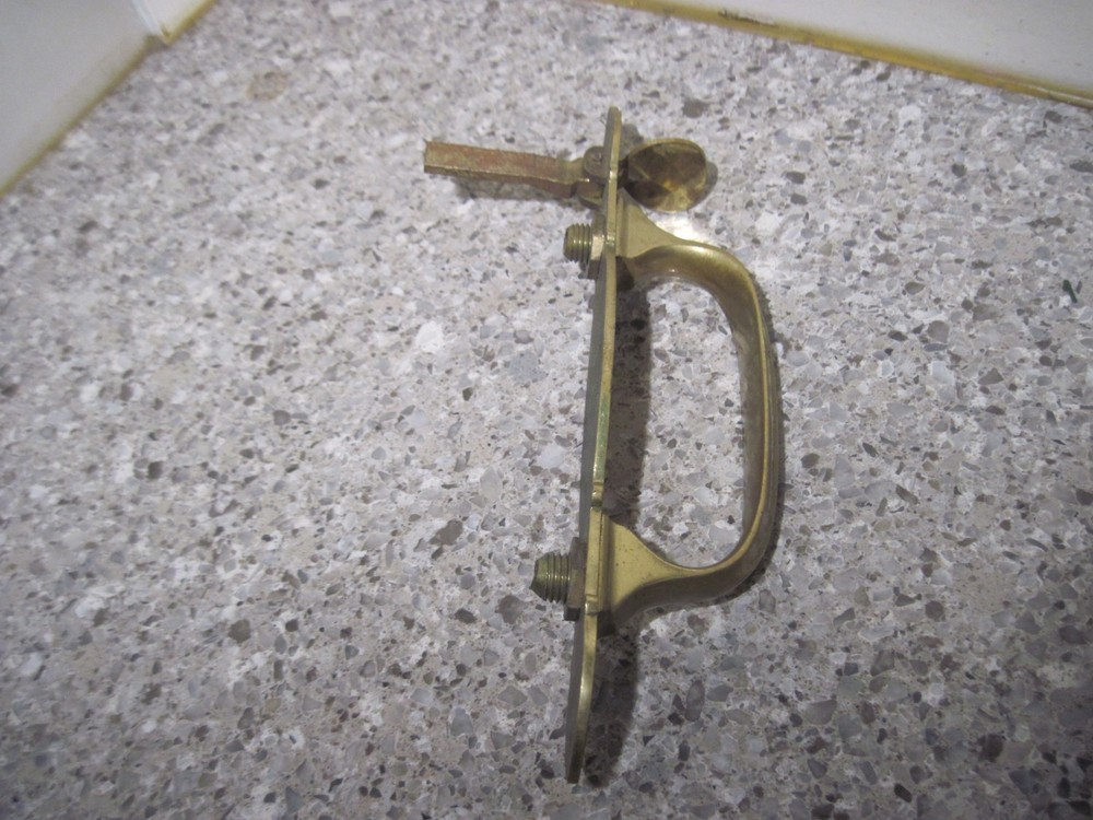 Vintage Solid Brass Door Pull Handle with Thumb Latch #9 / 9-1/8"