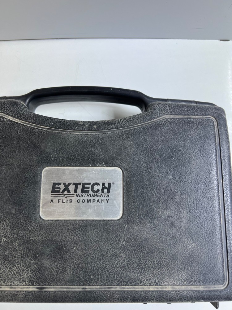 EXTECH SDL200 4-CHANNEL TEMPERATURE METER