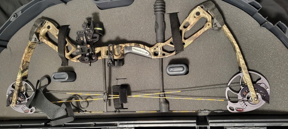 Diamond Bowtech Compound Bow