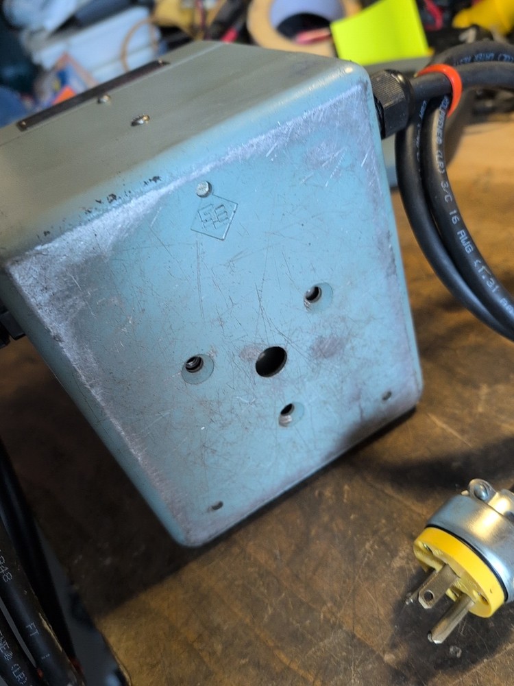 POWERSTAT SUPERIOR EN217 VARIABLE AUTO TRANSFORMER 240V. Serviced.